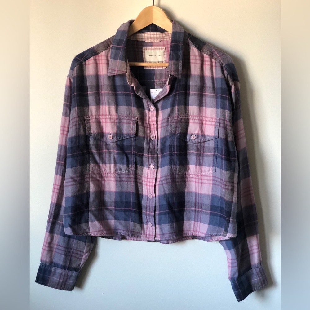 NWT American Eagle cropped plaid Button-Up Shirt - size Large -pink/blue/purple